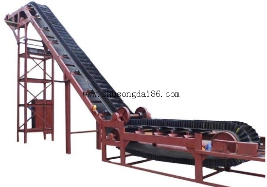 遠(yuǎn)距離擋邊輸送機(jī)
